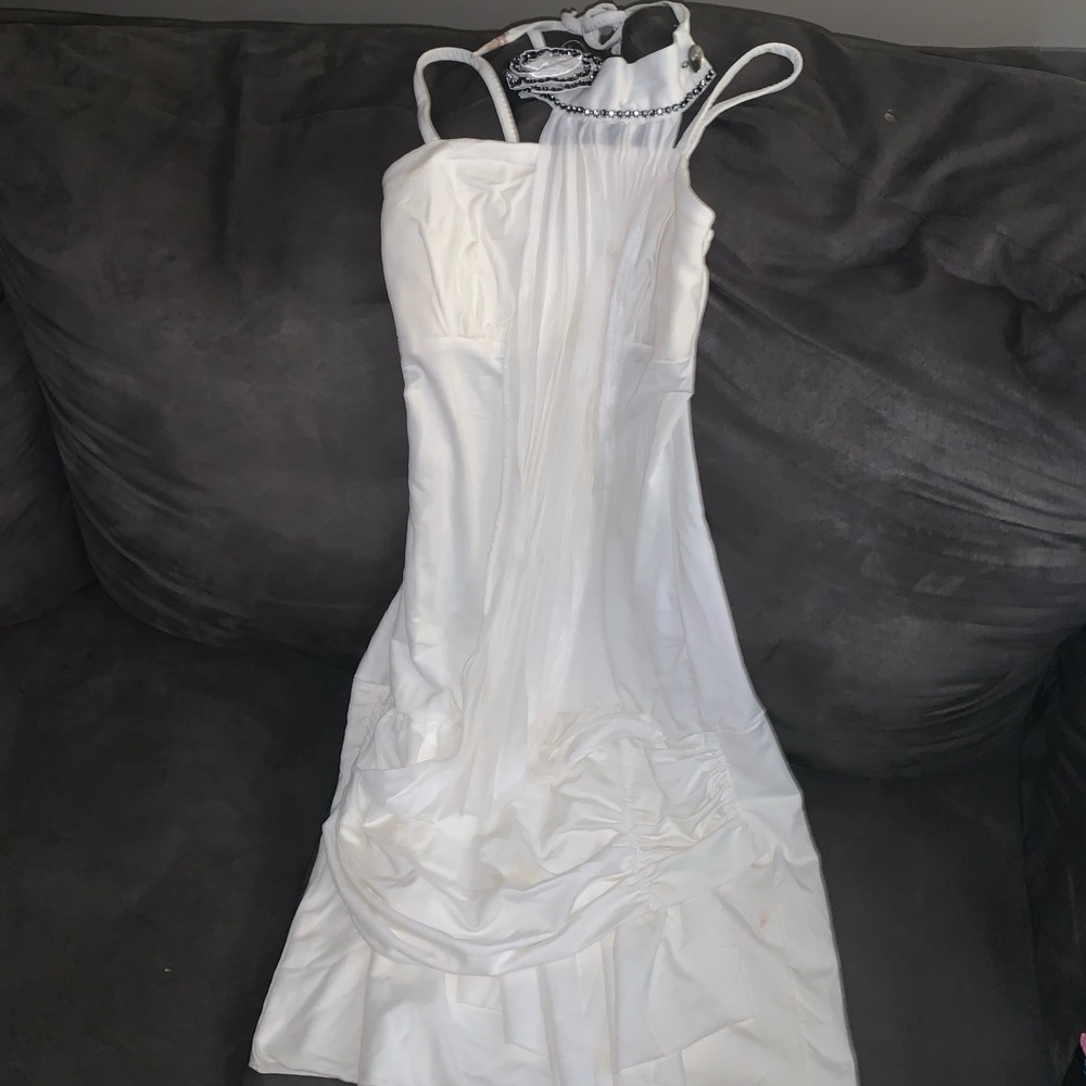 White dress never worn